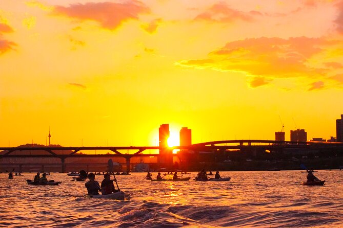 2-Hour Private Kayaking and Paddleboarding Experience in Hanriver - Best Time to Go: Sunset Can Be the Whole Point