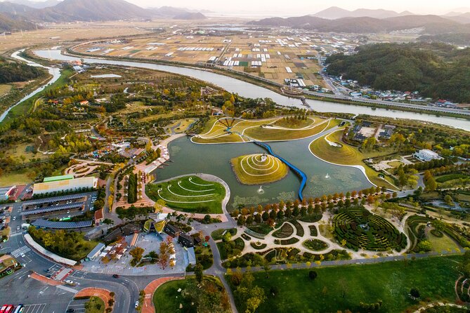 3-Day Korea Western course by K-shuttle Tour from Seoul to Busan - Where the tour starts (and why it matters): Dongwha Duty Free, 8:00am