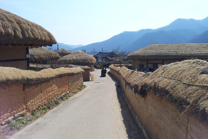 Andong Hahoe Village [UNESCO site] Premium Private Tour from Seoul - Stop 3: Hahoe Mask Museum and the meaning behind the masks