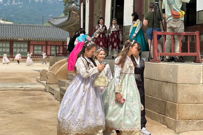 Best Seoul City Tour (Gyeongbokgung Palace,Insadong,Namsan Tower) - National Folk Museum of Korea: a quick hit before the next shift