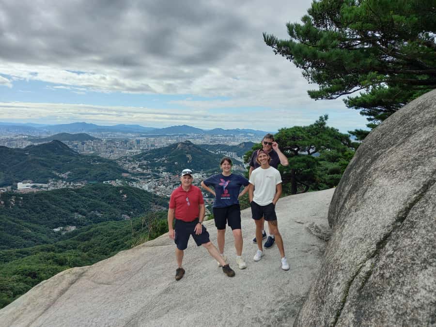 Bukhansan mountain hiking tour - 6 hours - Munsubong Peak and the rock-formation route that makes Bukhansan famous