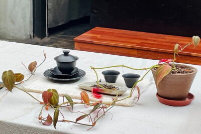 Contemporary & Retro Seoul Private Tour with Local Food Tasting - The food-and-tea stretch near Dongdaemun: kimbap, ramyeon, and Korean comfort in sequence