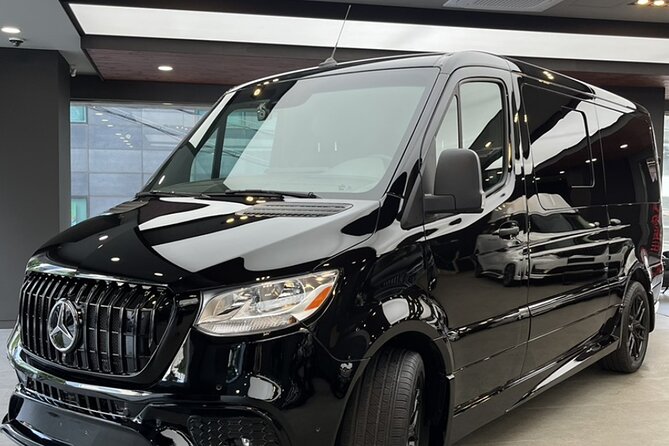 Customizable Private Seoul Tour in luxury van for VIP - Insadong: 700 meters of shops, art, and antiques