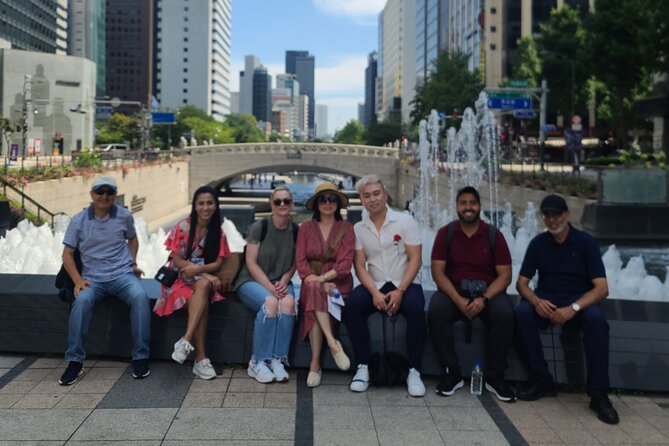 Deoksugung & Jeongdong-gil: A Walk in Korea's Rich Heritage - A 3-hour route from Deoksugung Palace to Cheonggyecheon