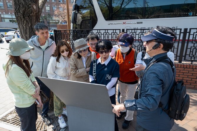 Deoksugung & Jeongdong-gil: A Walk in Korea's Rich Heritage - Price and guide-led value: what $48 gets you