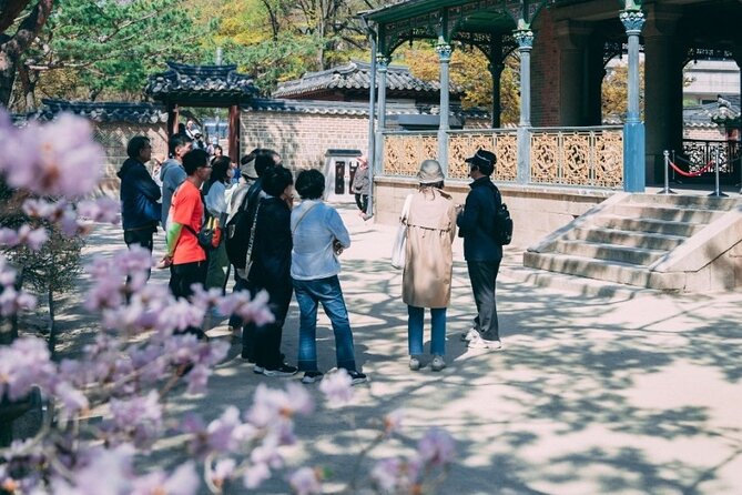 Deoksugung & Jeongdong-gil: A Walk in Korea's Rich Heritage - The best fit: who this walk suits