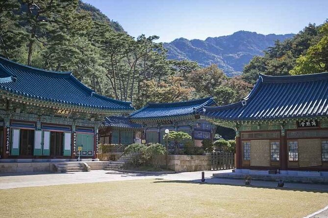 DMZ, Eunpyeong village and Jinkwansa Temple Private Tour - Eunpyeong Hanok Village: a calm reset after the border