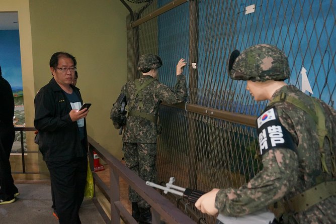 [DMZ Private Full day Tour] & The War Memorial include Lunch - Dora Observatory: seeing North Korea, with real-world limits