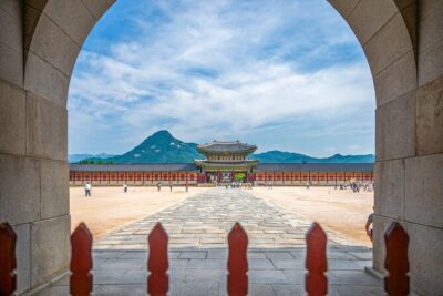 Essence of Seoul, 100% Private Full Day City Tour - Gyeongbokgung Palace: where the day’s story begins (and tickets are extra)
