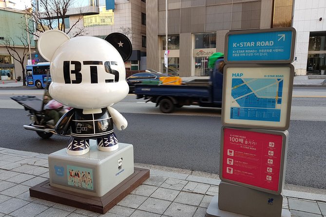 Essential Gangnam Tour (Incl. Dinner)-Hot Place of Seoul - Starfield COEX Mall and the Unfolding Sky Design Story