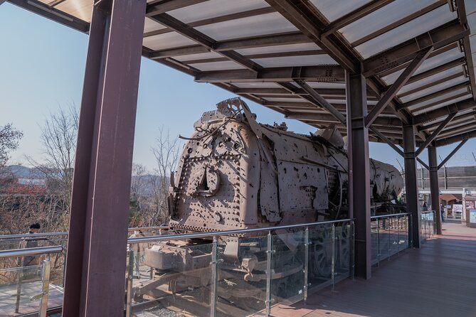 Exclusive Private DMZ Tour & War Memorial Hall or Suspension Bridge(No Shopping) - How the Guide Changes Everything: Maeri and Andrew as Examples