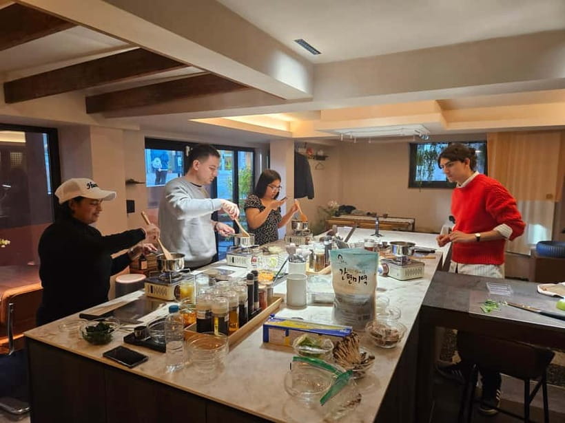 From Forest to Table: A Hansik Cooking Journey in Seoul - Who Woody is and why the class starts with conversation