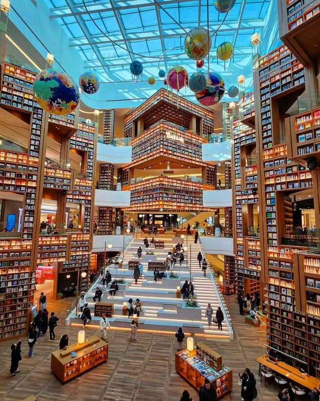 From Seoul: Starfield Library, Hwaseong, Gwangmyeong Cave - Suwon Ground Time: How to Use Your 1.5 Hours Wisely