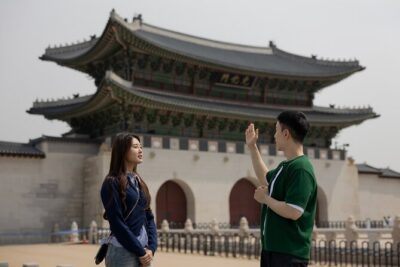 Gwanghwamun Tour l 120 minutes to Understand Local Korean Society - June’s guide style: when history feels like a conversation