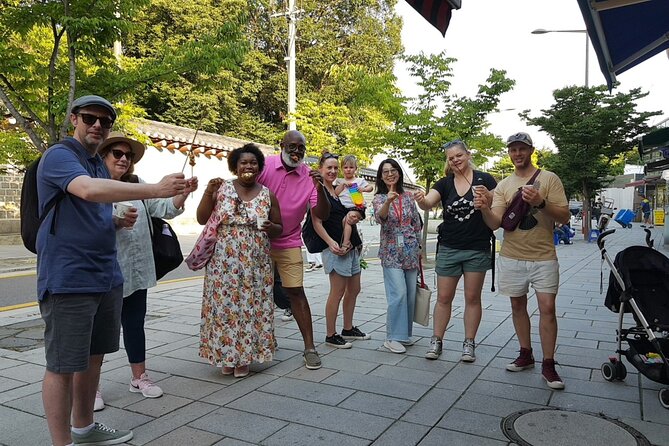 Gwangjang market Netflix Food Walking Tour with Insadong - How this 3-hour Seoul walk actually works