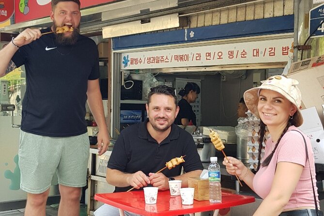 Gwangjang market Netflix Food Walking Tour with Insadong - Price and value: $48.60 for a guided meal, not just snacks