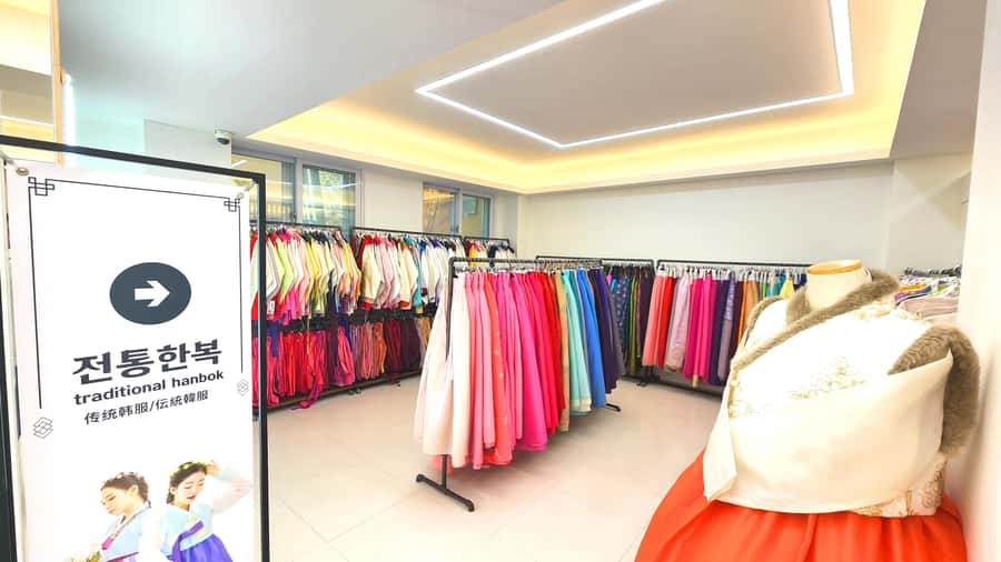 Gyeongbokgung Hanbok Experience at hanboknam - Price and value: what $14 really covers