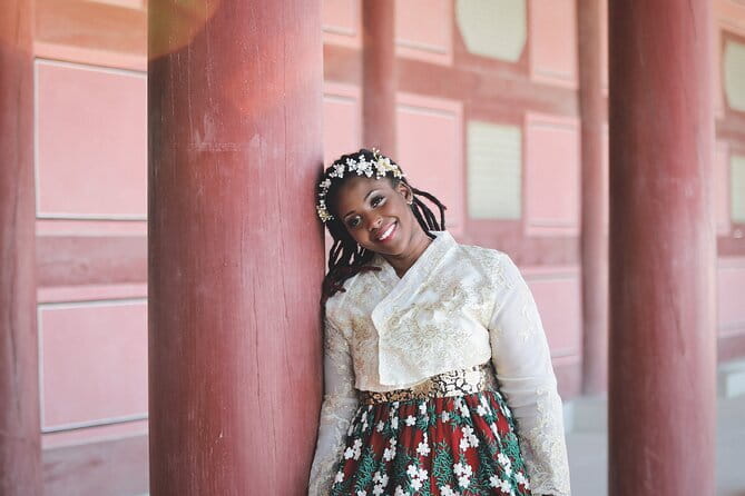 Gyeongbokgung Hanbok Photoshoot - Timing: Hanbok Rental and Getting to the Palace on Time