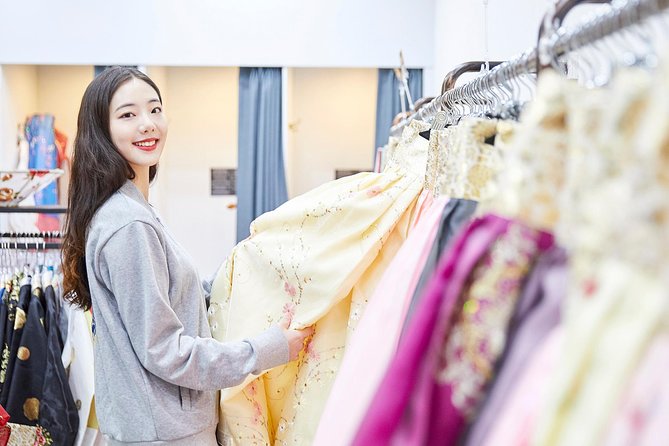 Hello Hanbok - Bukchon Hanok Village with hanbok: what to expect from the photo-walk vibe
