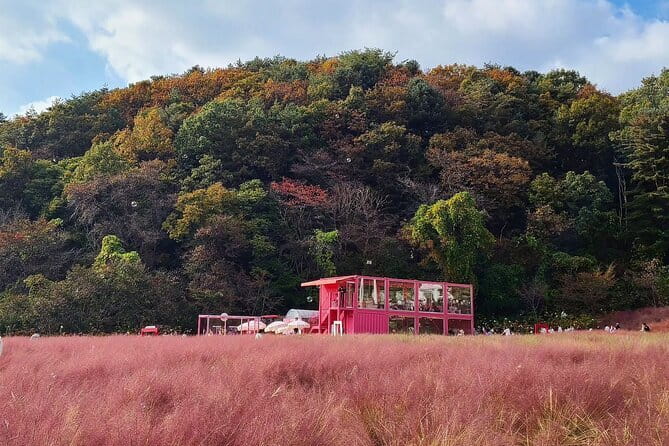 Herb Island and Sanjung Lake and Bidulginang Water Falls - Sanjung Lake: autumn scenery with built-in time to slow down
