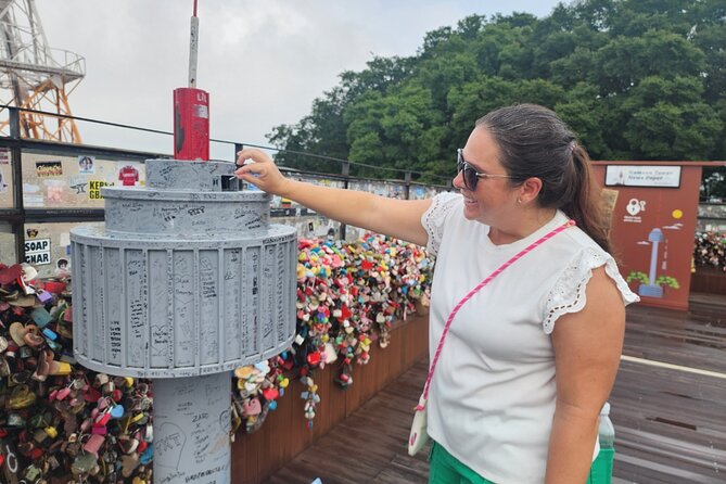 Highlights of Seoul Tour in Seoul: Deoksugung & N Seoul Tower - A smart 4.5-hour Seoul route from Myeongdong to Gwangjang