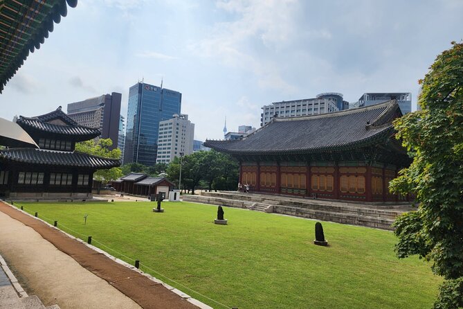 Highlights of Seoul Tour in Seoul: Deoksugung & N Seoul Tower - Price and value: is $32 a good deal?