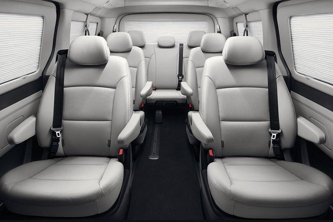 Incheon Airport Pickup - Stress-free van transfer between Incheon Airport and Seoul