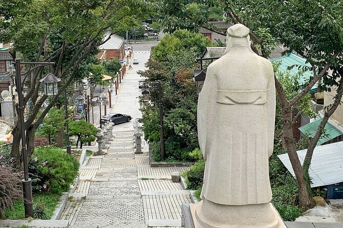 Incheon Port History Tour by 19th Century Electric Car, KTourTOP10 - Jemulpo Club: A Foreign Social Hub with a Complex Timeline