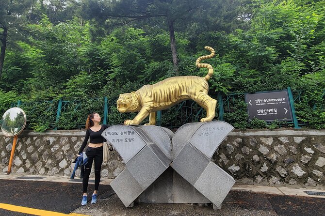 Inwangsan hike & historical sites - Sajik Park: Shrines That Put Joseon-Era Meaning in Your Walk