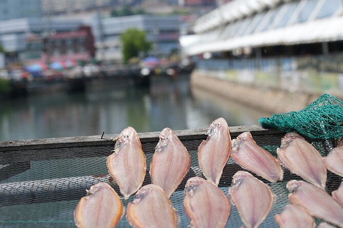 Jeonju & Yeosu: 4-Day Foodie & Artist Journey - Hyangiram cliffs and gat kimchi: hands-on food with a view