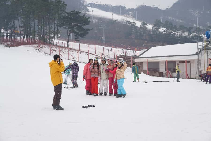 Jisan Forest Resort: Ski Full-Day Tour or Shuttle from Seoul - Key things to know before you go