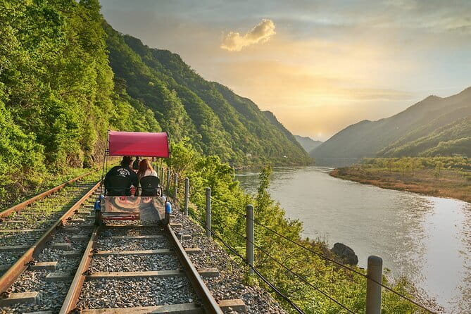 K-pop boyband Film Location Private Day Trip - Comfort vs. Fan Expectations: What to Plan For
