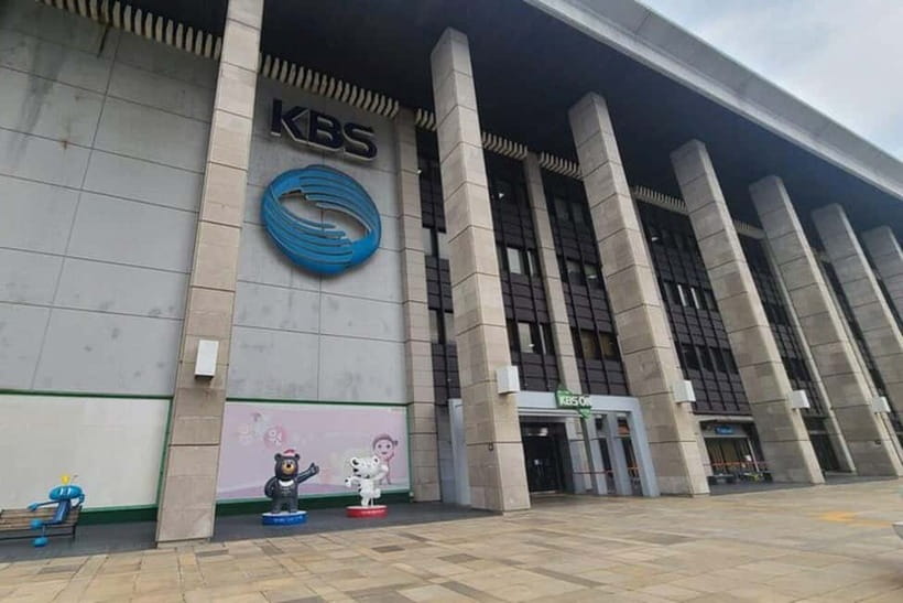 K-POP Experience in Seoul: Real K-POP Agency & Fan Culture - Who Should Book This K-POP Experience in Seoul
