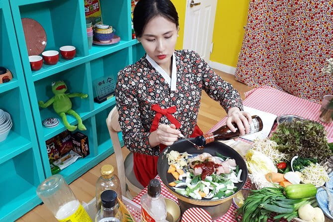 Korea Cooking Class with 3 stars Michelin Chef & Content creators - What you’ll cook: three typical Korean dishes, team by team
