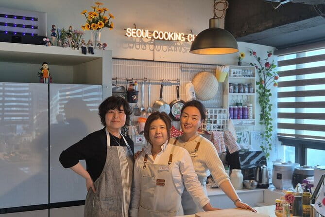 Korea Cooking Class with 3 stars Michelin Chef & Content creators - Dinner, coffee, drinks, and the culture-game payoff