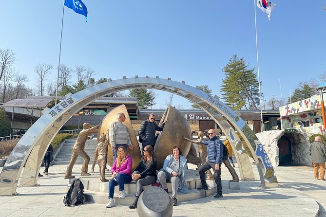 Korea DMZ Private Tour with War Memorial Tour as Service - Quick highlights you can use right away