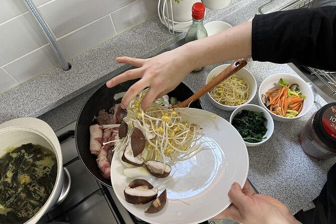 Korean Cooking Class in Seoul with a Professional Chef - Meeting in Seogyo-dong: navigate easily, then switch into house mode