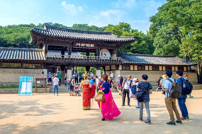 Korean Folk Village Afternoon Half day Tour - The Folk Village: More Than a Photo Stop