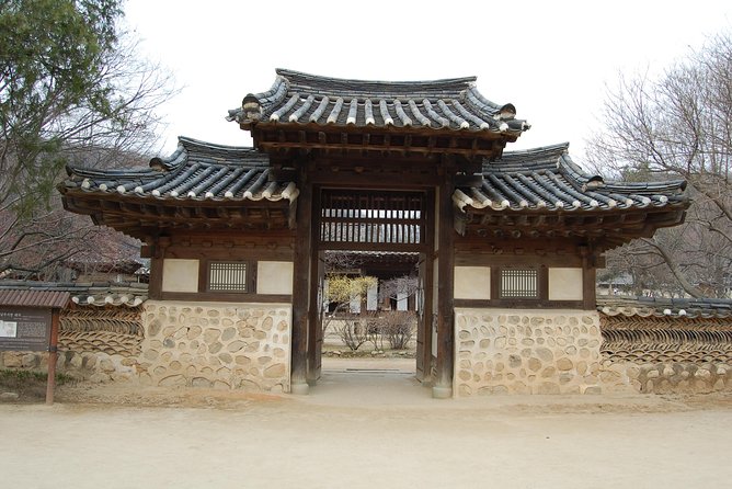 Korean Folk Village Afternoon Tour from Seoul - Entering the Korean Folk Village: what you’ll see in about two hours