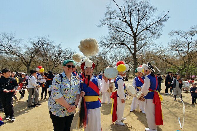 Korean Folk Village Half-day Guided Tour from Seoul - Korean Folk Village: what makes it feel real