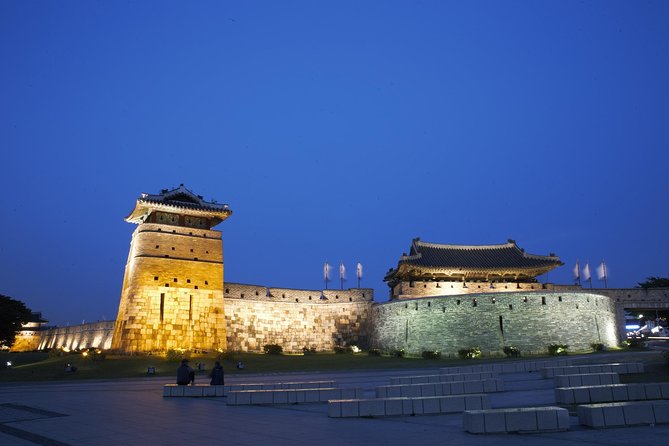 Korean Folk Village & Suwon Hwaseong Fortress Private Tour - Visiting Hwaseong Fortress: what to watch for on the wall walk