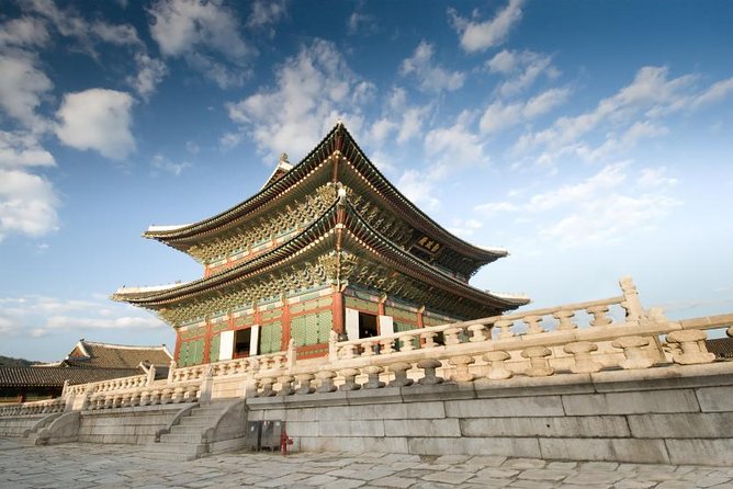 Korean Heritage Tour: Palaces and Villages of Seoul Including Gyeongbokgung Palace - Jogyesa Temple: A Calm Break (and a 500-Year Anchor)