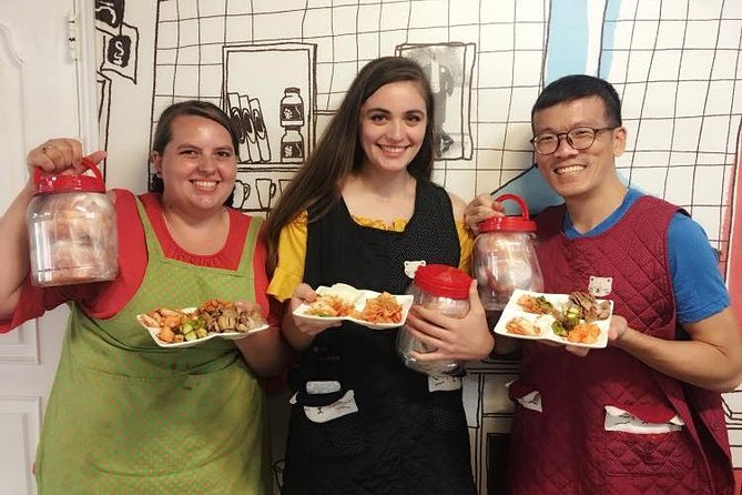 Korean Kimchi Making Day Experience with a Local Market Tour - Meeting at Mangwon Station (Line 6, Entrance 2) and how the walk works