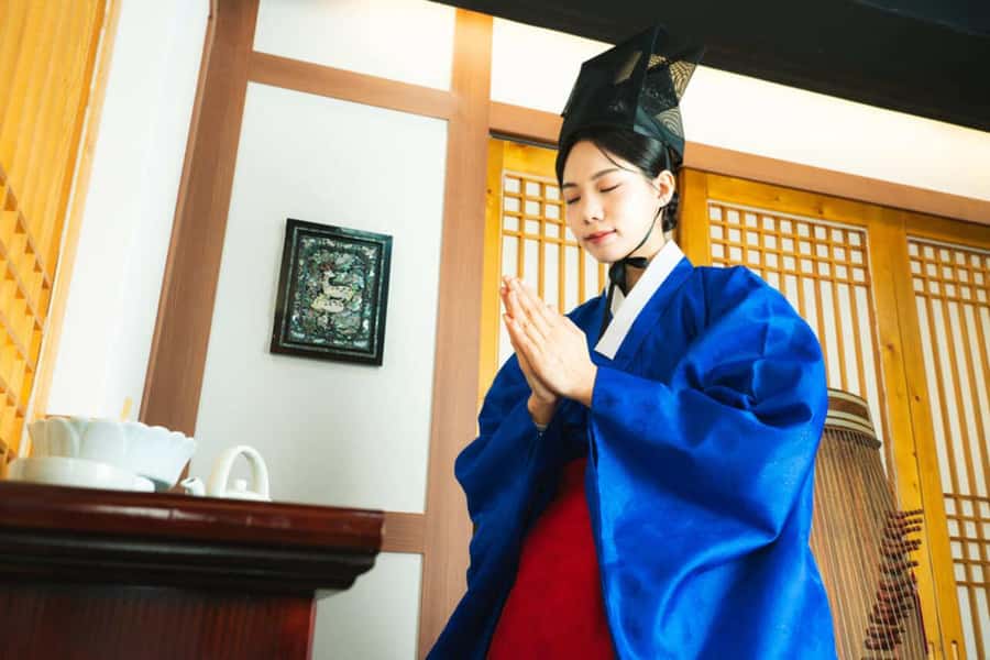 Korean Traditional Music Performance Ticket - Seating, Costume Mood, and the Photo Moment After