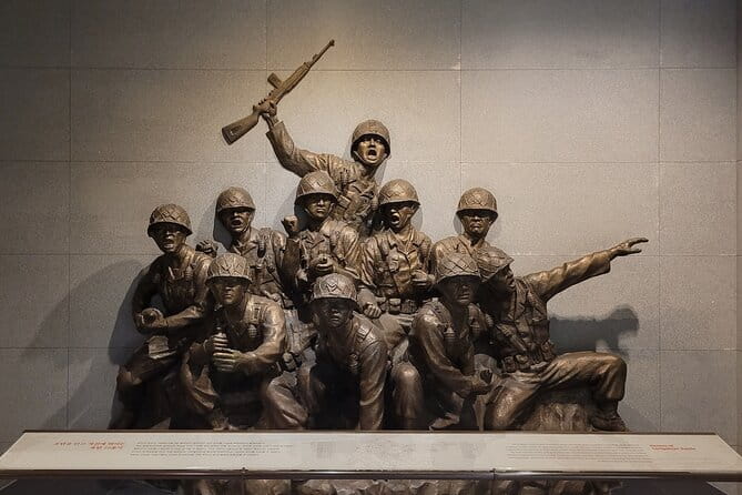 Korean War Memorial Private Guided Tour - Why the War Memorial works so well in Seoul