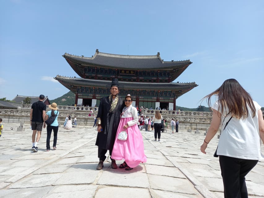 Layover tour to Gyeongbokgung-Folk Museum-Bukchon-Insadong - Train back to the airport: ending at Seoul Station, not ICN limbo