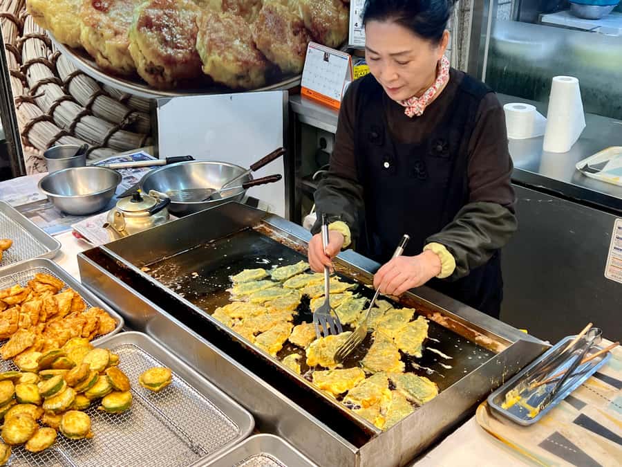 Mangwon Market Food tour By Locals;Cheap Eats to Fancy Feast - Practical tips to get the most from your 2 hours
