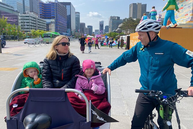 Morning Pedicab Heritage Tour - Gyeongbokgung Palace in 15 minutes: the iconic gate moment