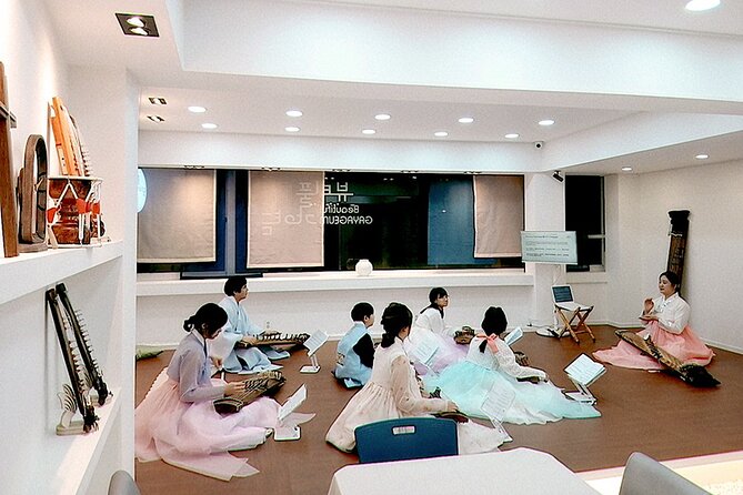 Play Gayageum in Hanbok Cultural Experience in Bukchon - Who this fits best (and who might want to skip it)