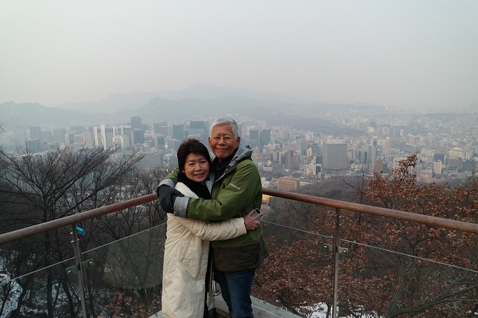Private day tour Korea(Seoul trip) with Professional Photographer - Downtown Seoul: Palaces, Hanok Streets, Markets, and Museums